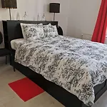 Ostend Backpackers Lodge